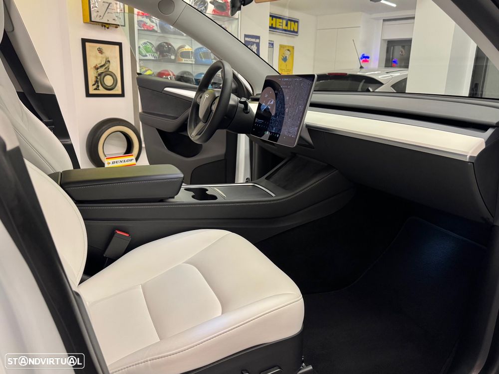 Tesla Model Y Long Range Tração Integral - 23