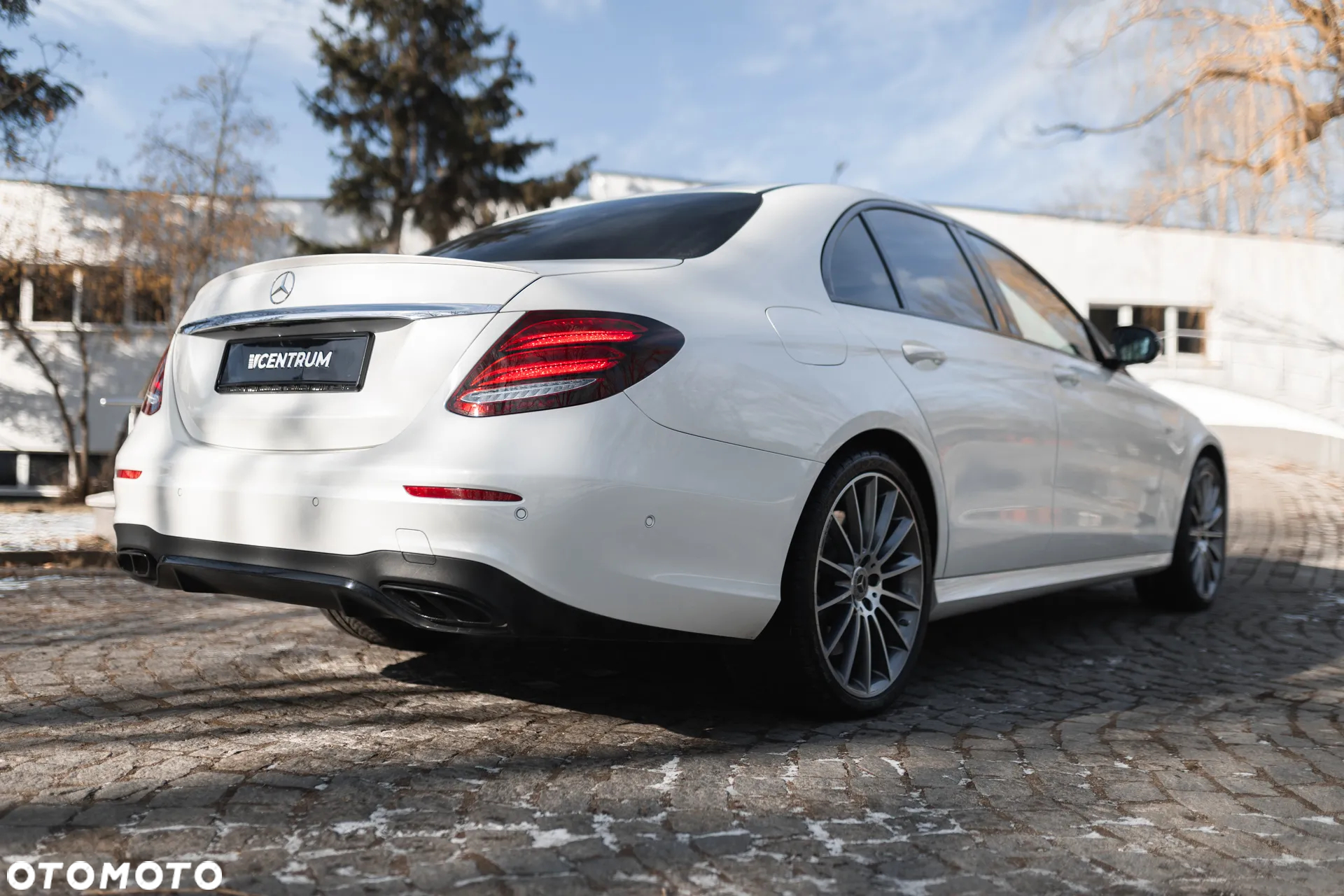 Mercedes-Benz Klasa E 43 AMG 4-Matic - 9
