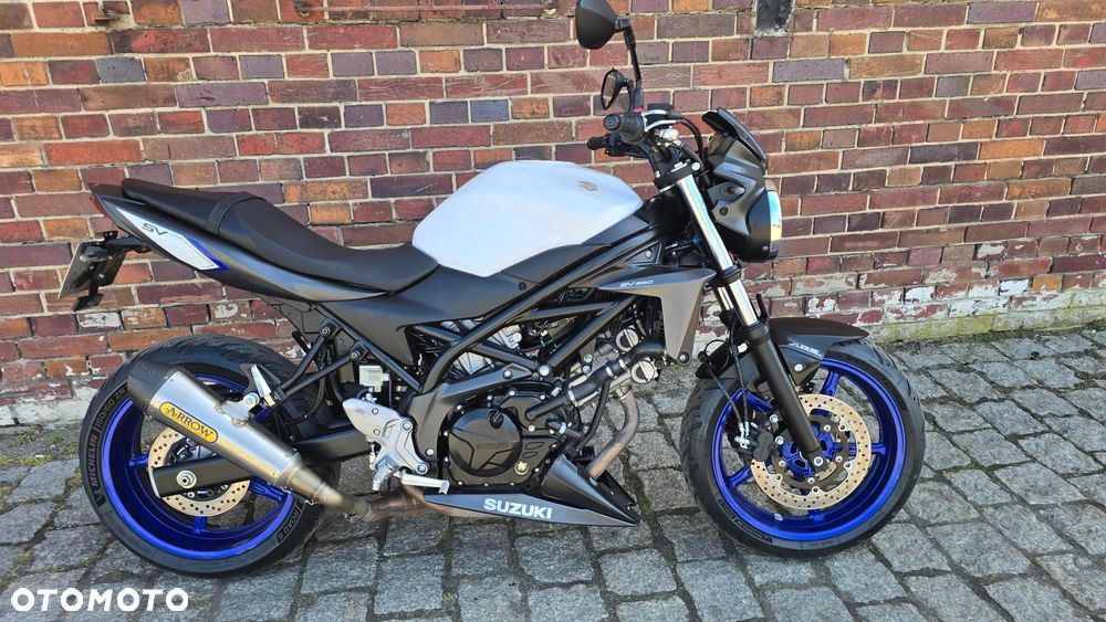 Suzuki SV - 21