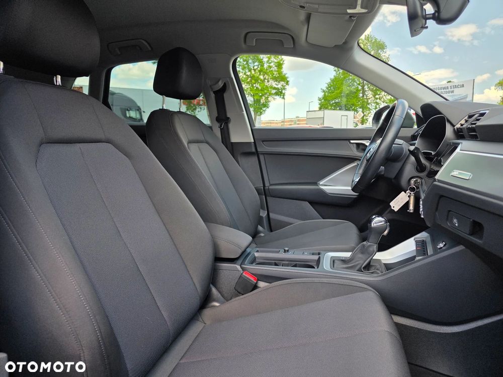 Audi Q3 35 TFSI S tronic - 7