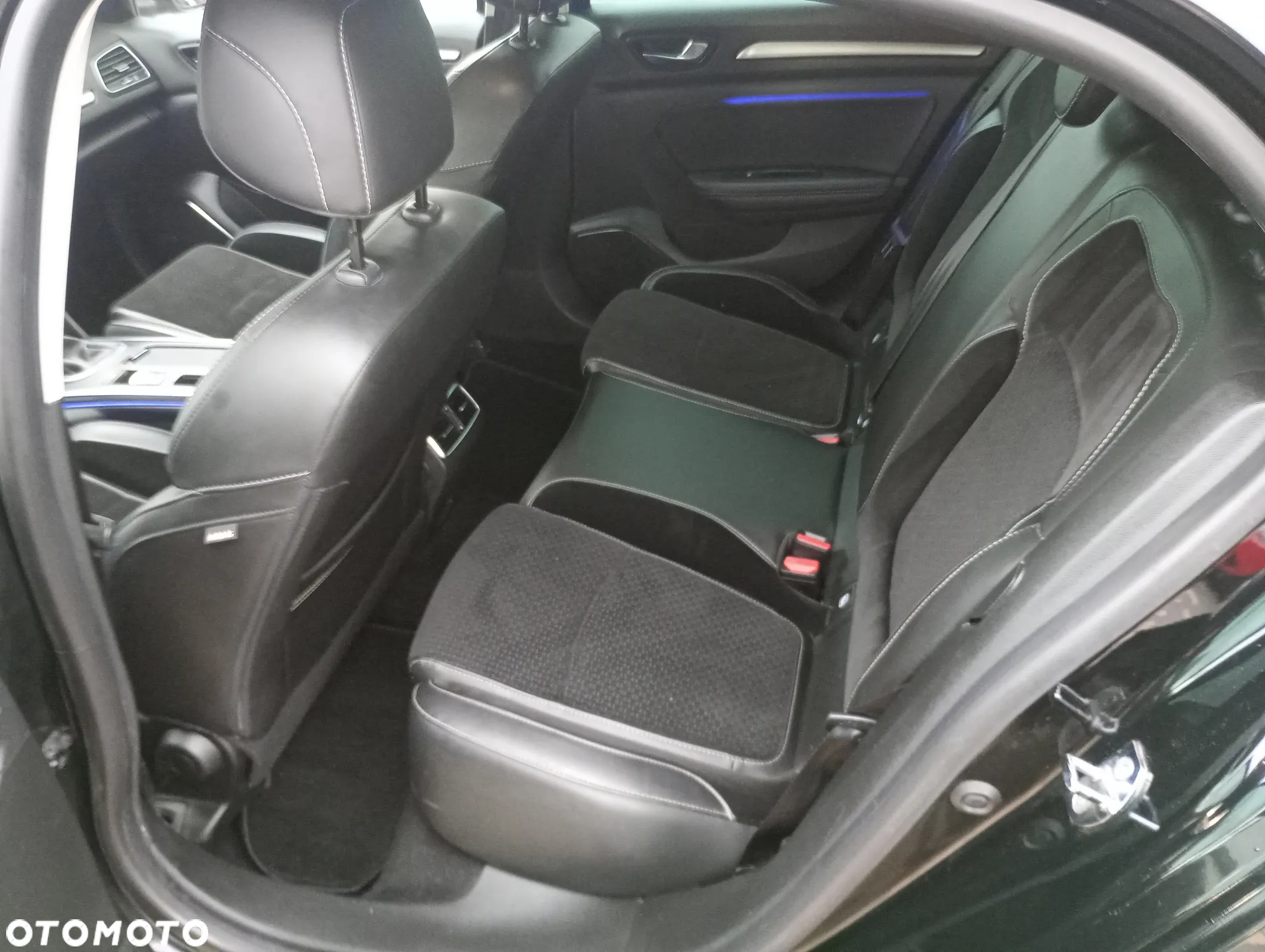 Renault Megane 1.6 dCi Bose - 9