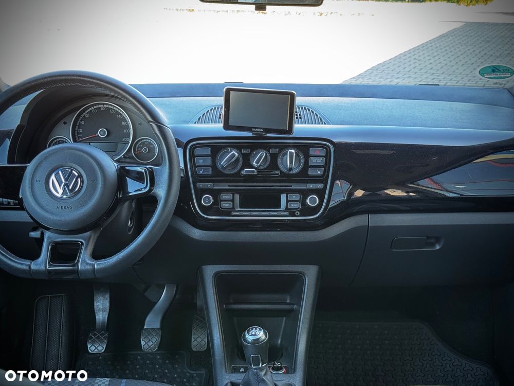 Volkswagen up! club - 14