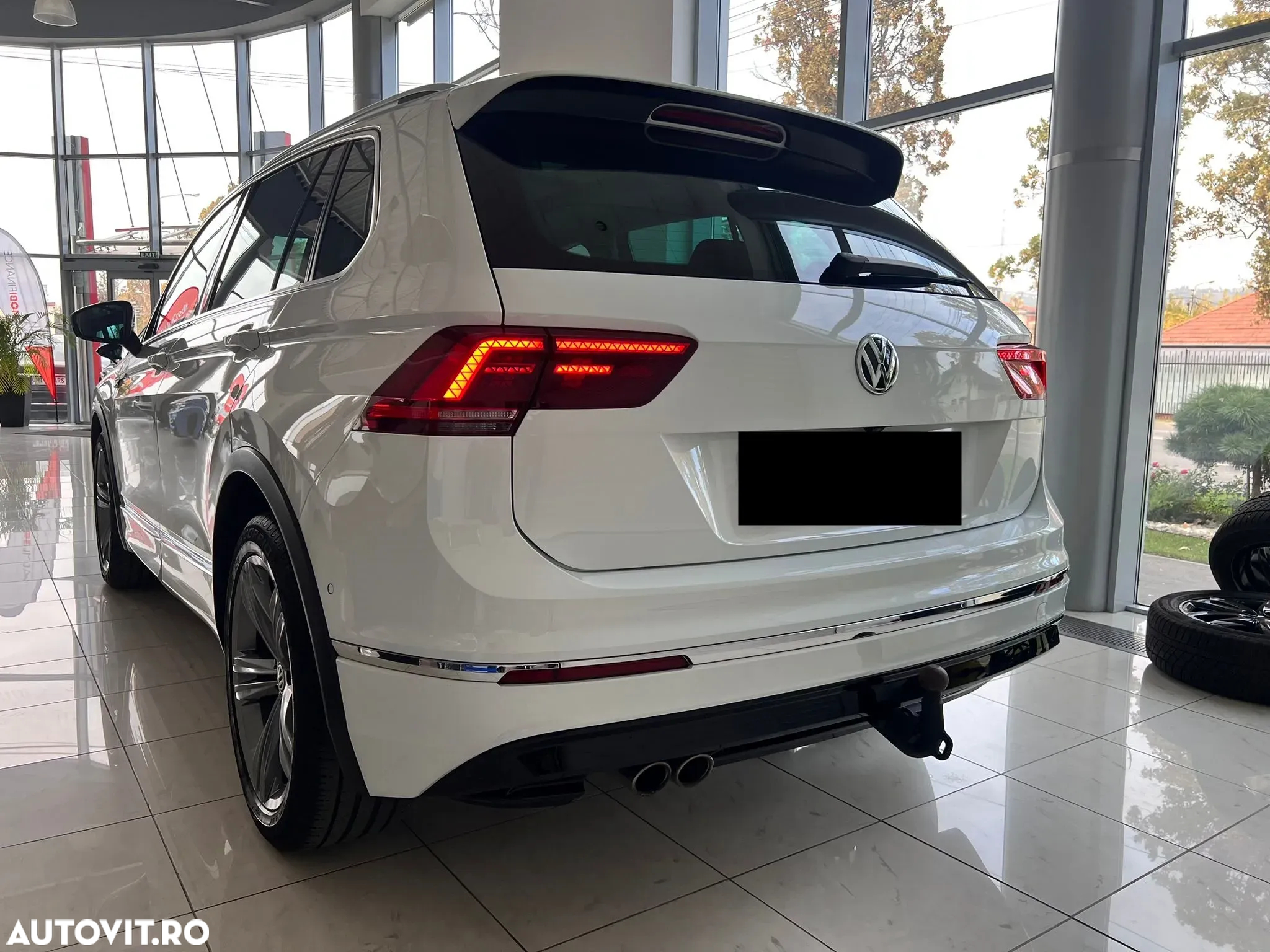 Volkswagen Tiguan - 6