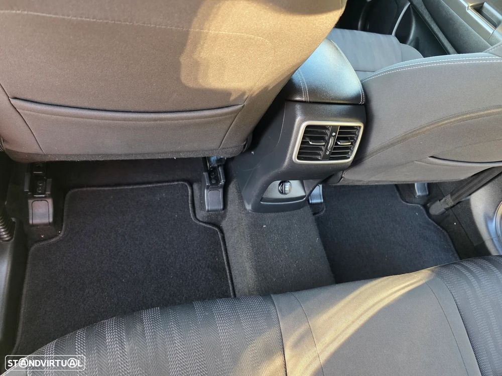 Kia Sportage 1.6 GDI ISG Nav Line - 17