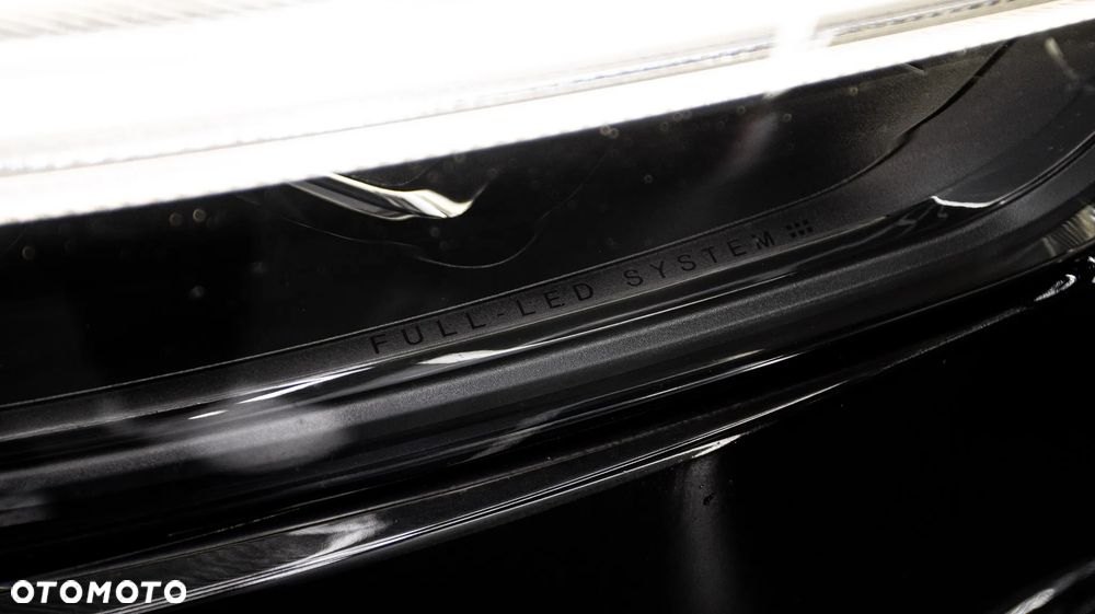 Volvo XC 60 T6 Plug-In Hybrid AWD Core - 13