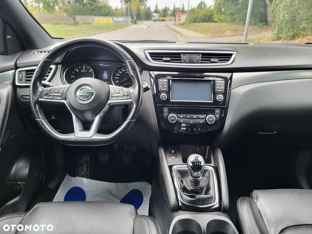 Nissan Qashqai 1.6 DCi 4x4 N-Connecta - 16