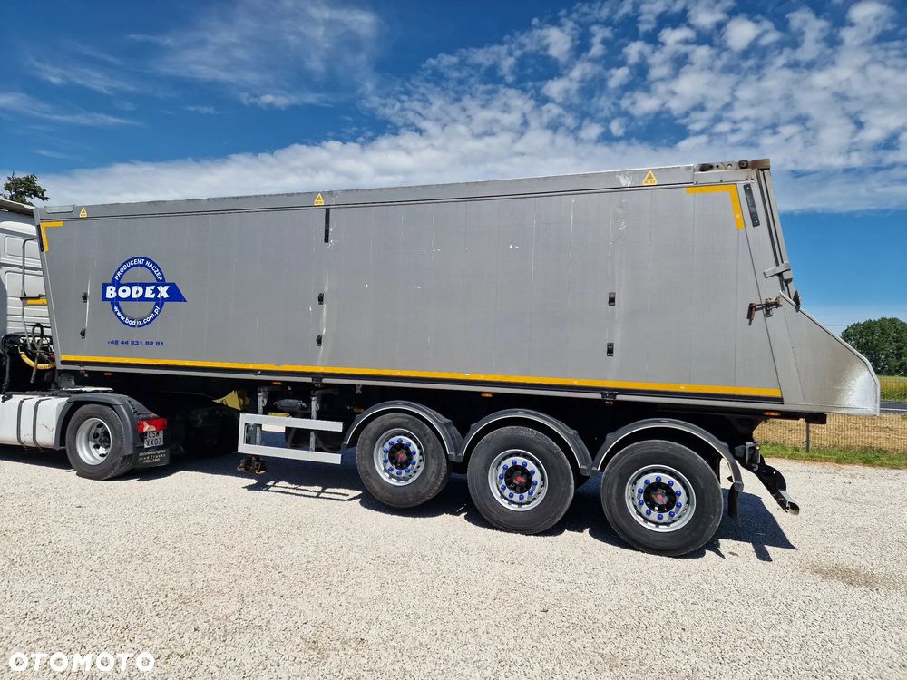 Bodex WYWROTKA 42m2 - SAF - OŚ PODNOSZONA - MAŁY PRZEBIEG - 1