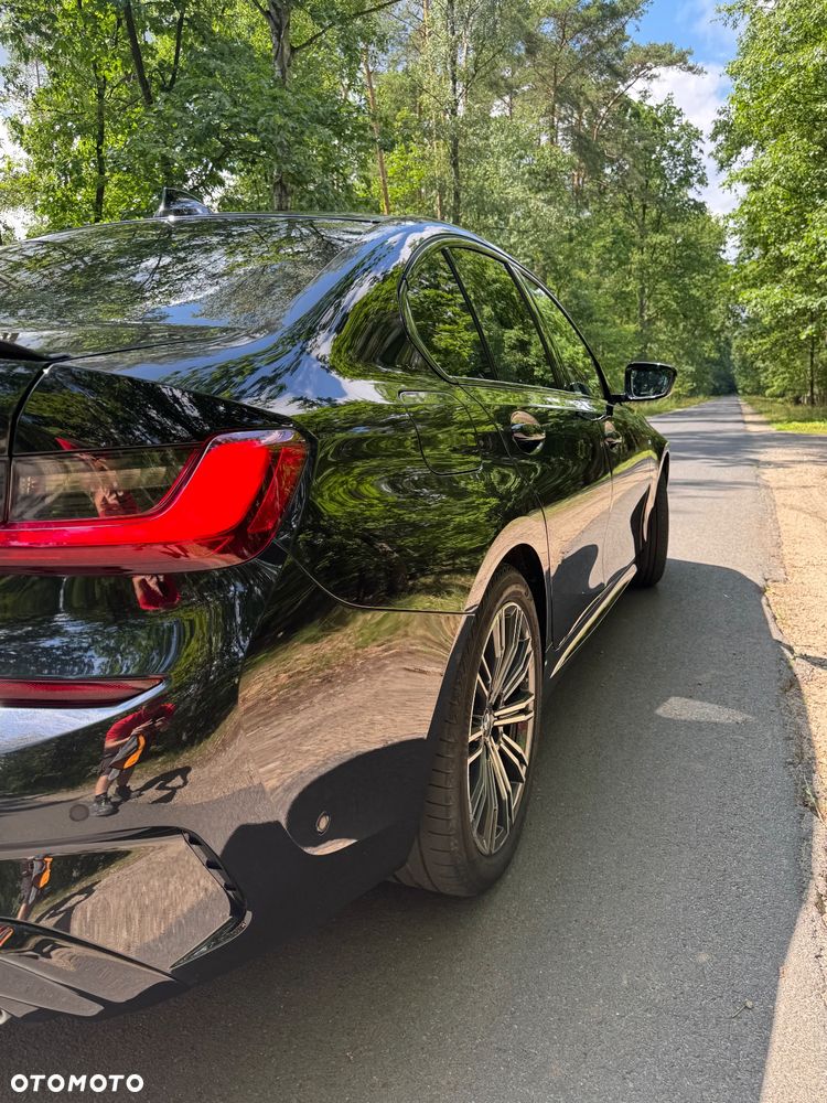 BMW Seria 3 320d xDrive M Sport Sport - 8