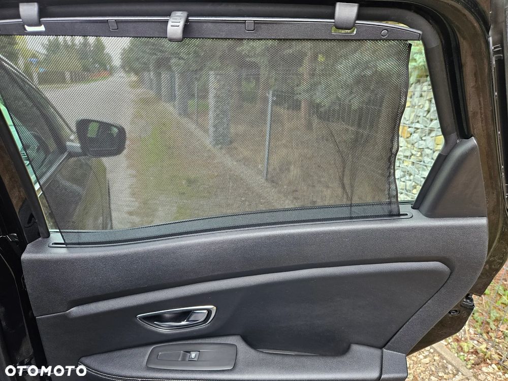 Renault Scenic ENERGY TCe 130 INTENS - 32