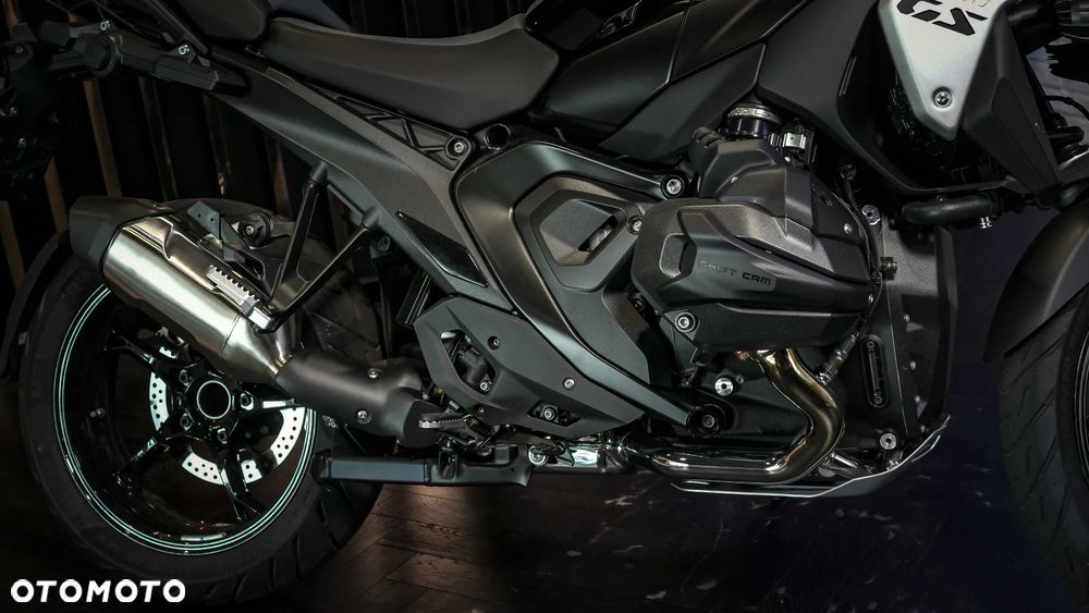 BMW R - 6