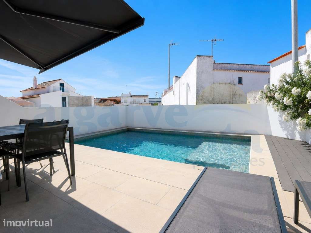 Moradia T3 Geminada com Piscina Privada em Manta Rota - Grande imagem: 3/25