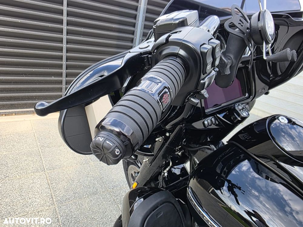 Harley-Davidson Street Glide Special - 9