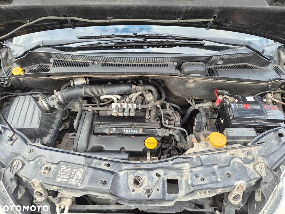 Opel Meriva 1.4 Essentia - 4