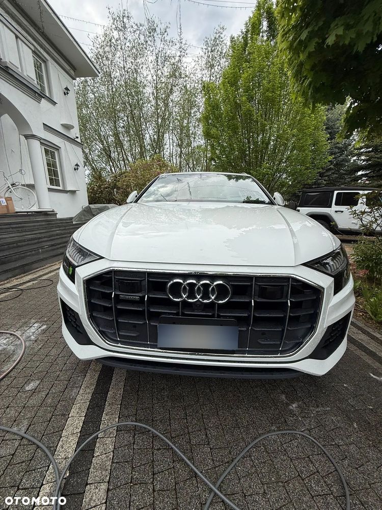 Audi Q8 55 TFSI quattro tiptronic - 3
