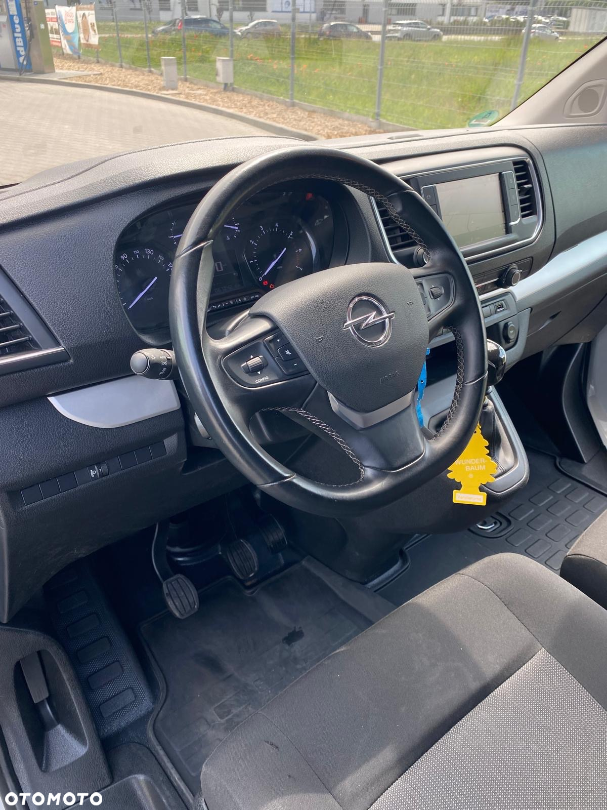 Opel Vivaro - 26