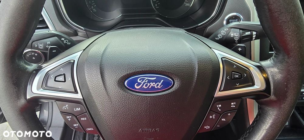 Ford Mondeo 2.0 EcoBoost STart-Stopp Autom Titanium - 16