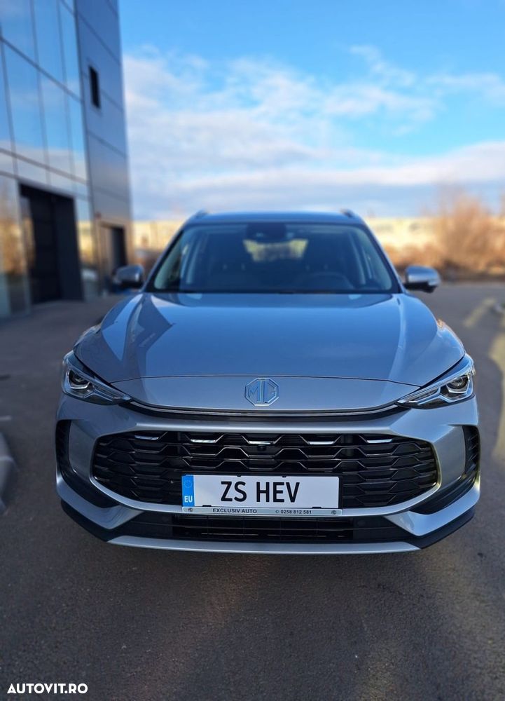 MG ZS HEV - 9