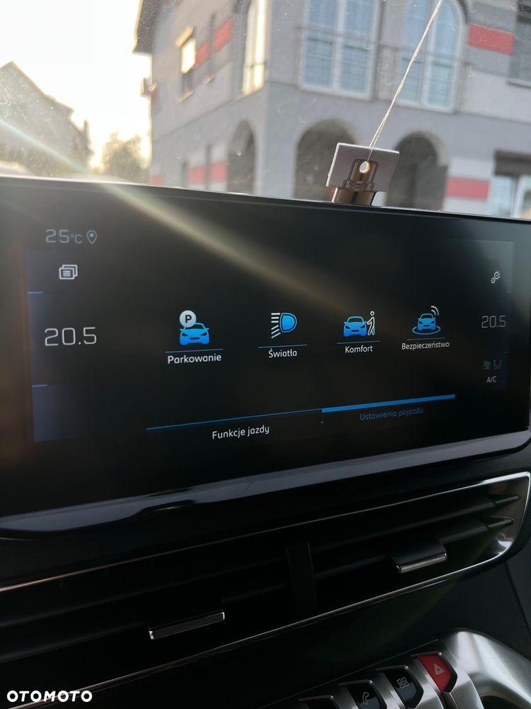 Peugeot 3008 - 20