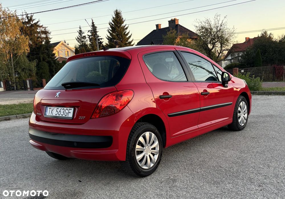 Peugeot 207 1.4 16V U Move - 9
