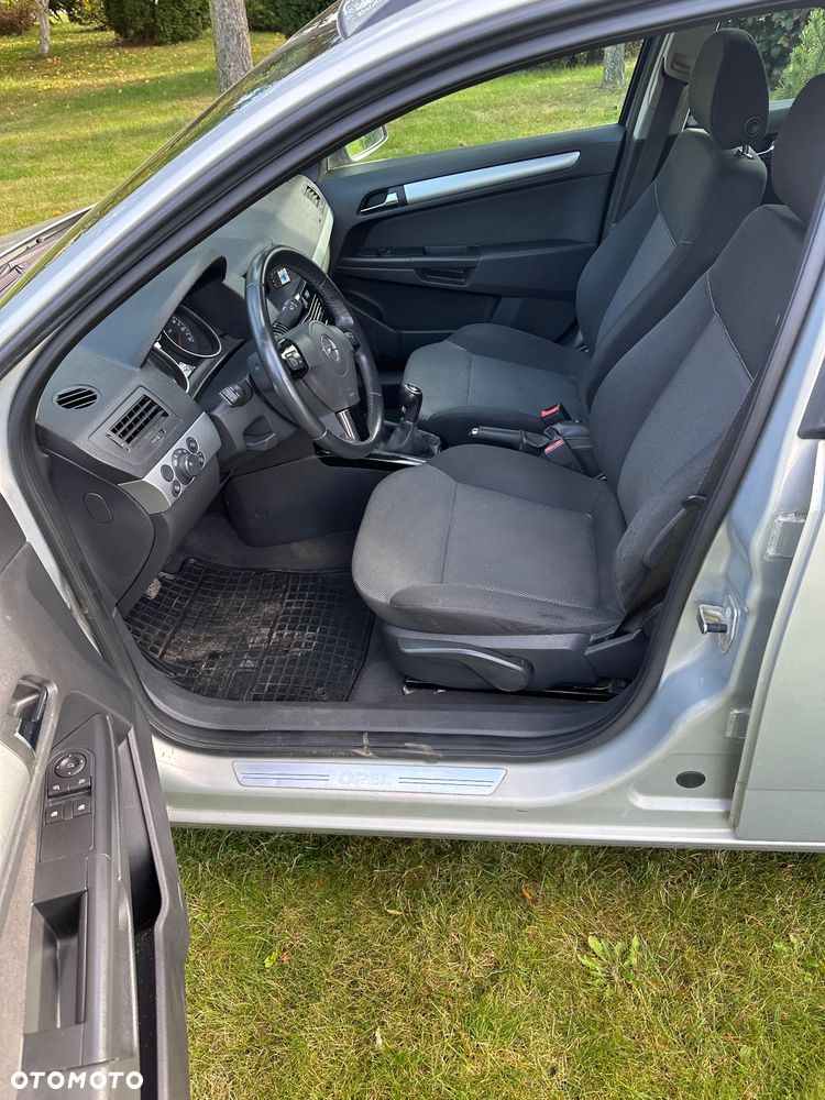 Opel Astra III 1.6 - 10