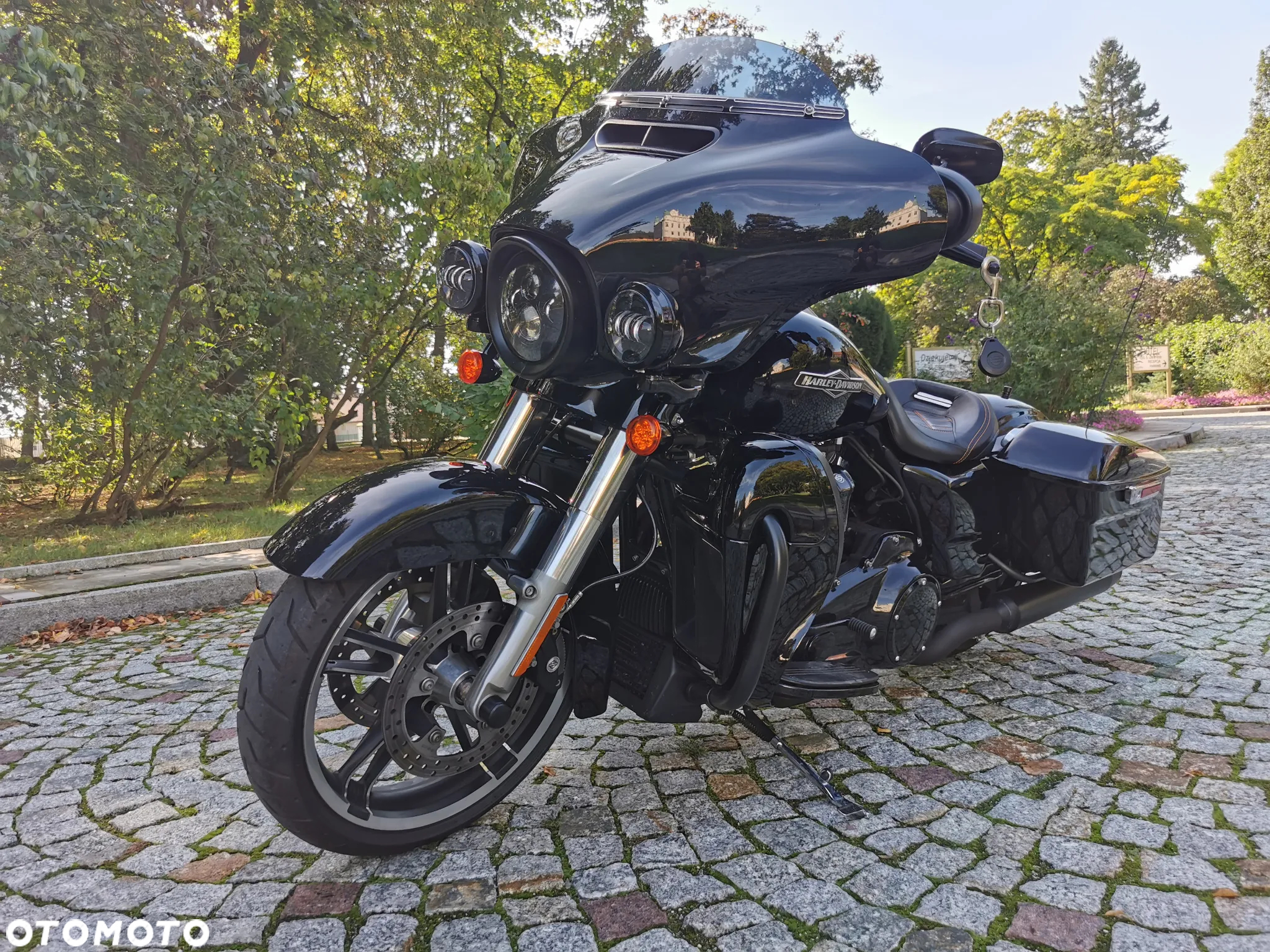 Harley-Davidson FLHXS Special - 24