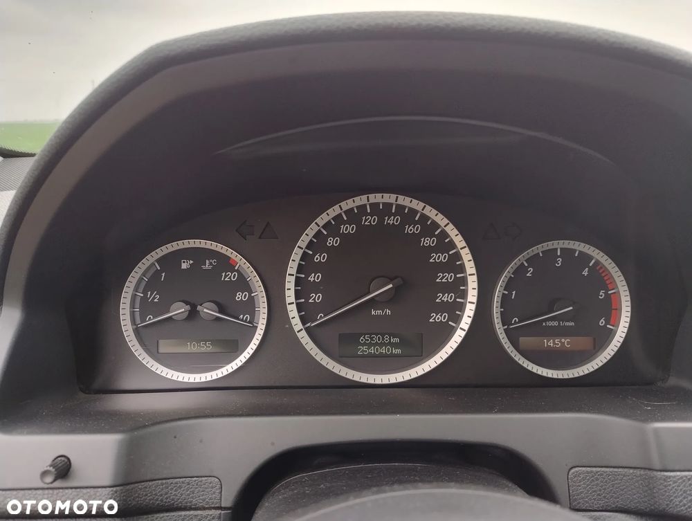 Mercedes-Benz Klasa C 200 CDI BlueEff Elegance - 7
