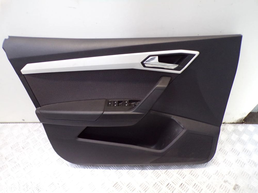 BOCZEK DRZWI LEWY PRZÓD SEAT ARONA - 1
