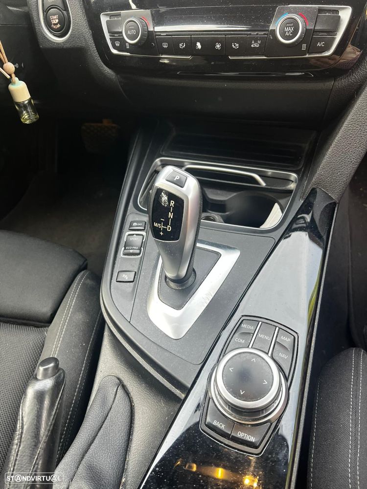 BMW 318 d Line Sport Shadow Auto - 13