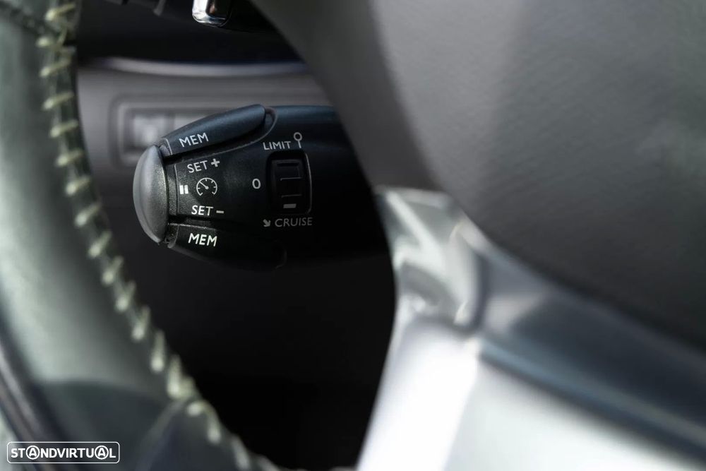 Peugeot 308 - 21