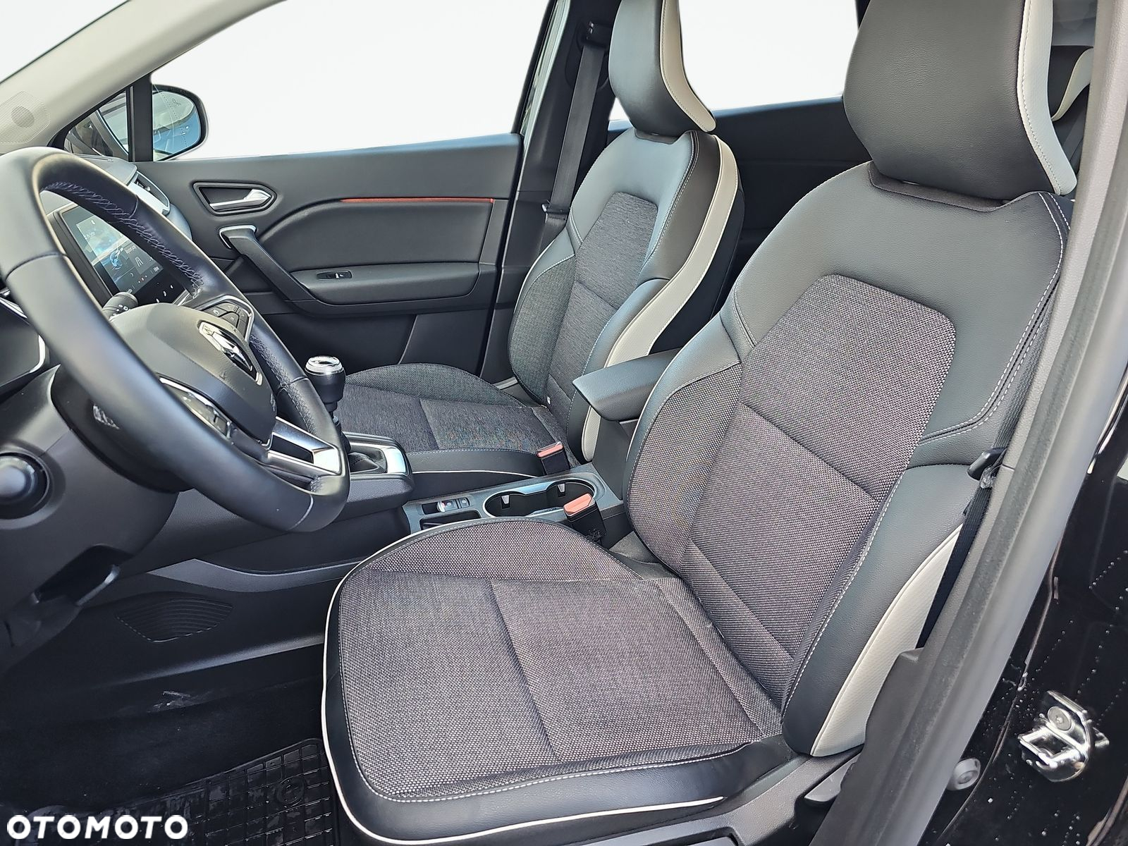 Renault Captur 1.0 TCe Techno - 11