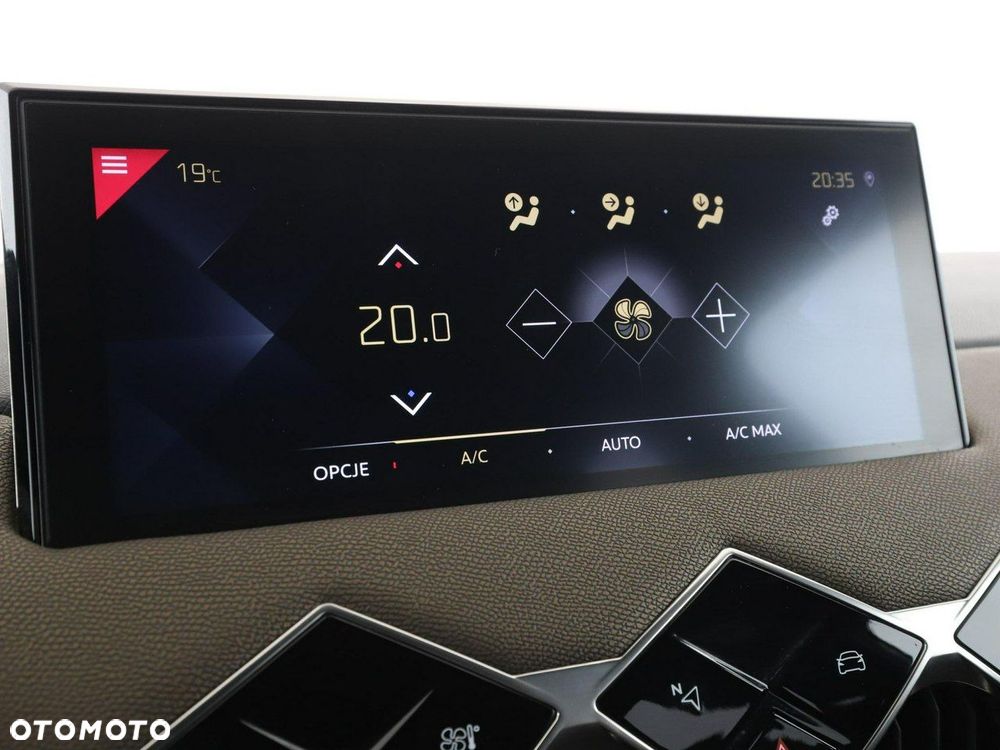 DS Automobiles DS 3 Crossback 1.2 PureTech Montmartre - 28