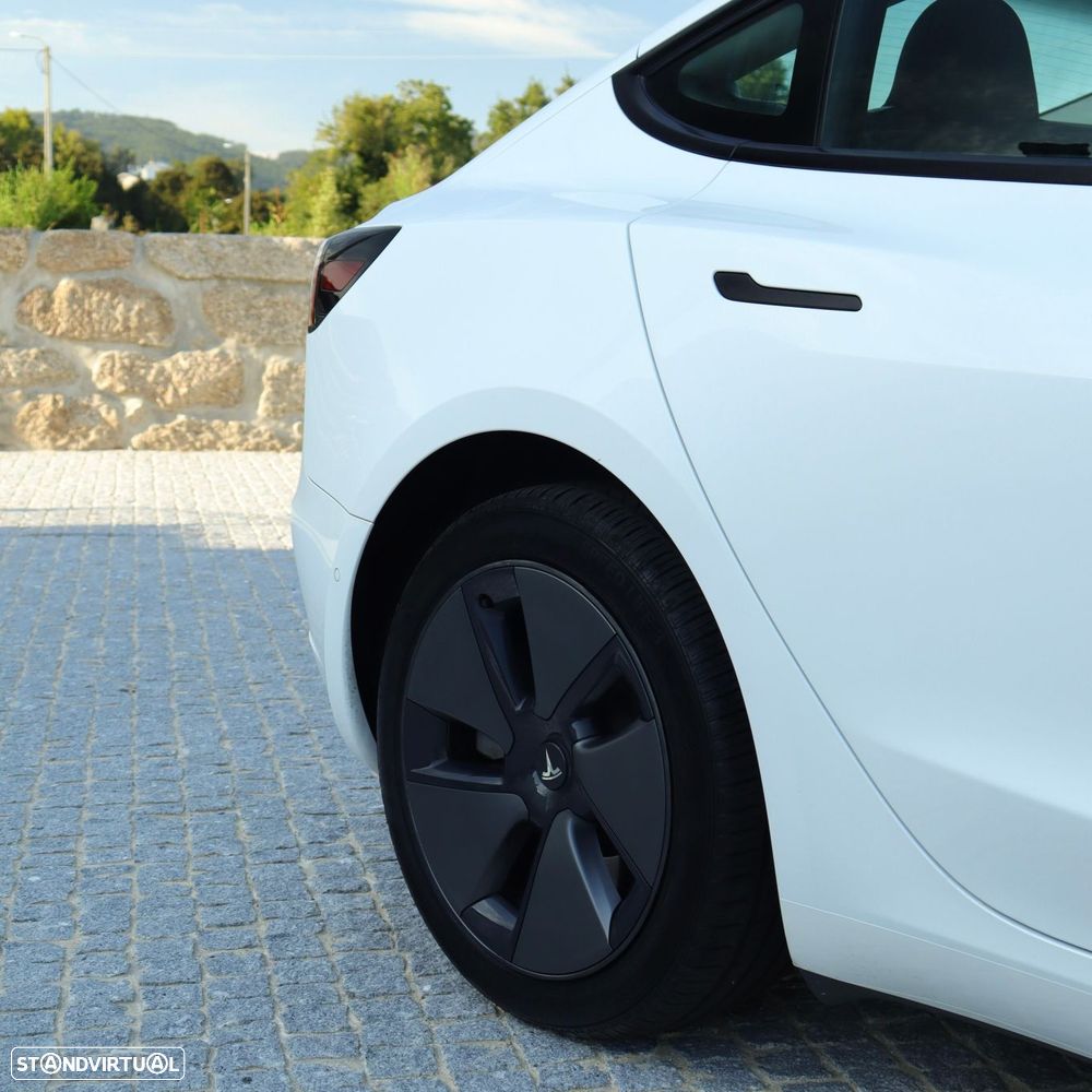 Tesla Model 3 Long-Range Dual Motor AWD - 8