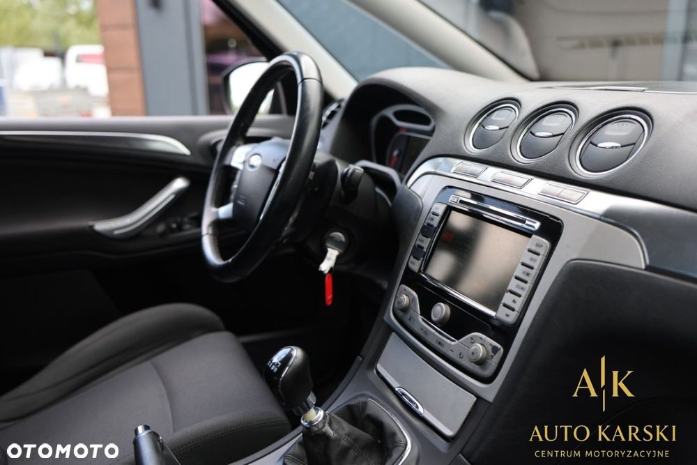 Ford S-Max - 22