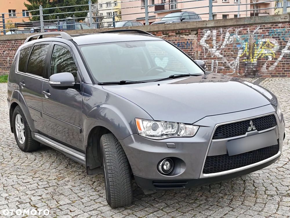 Mitsubishi Outlander 2.4 Intense + - 2