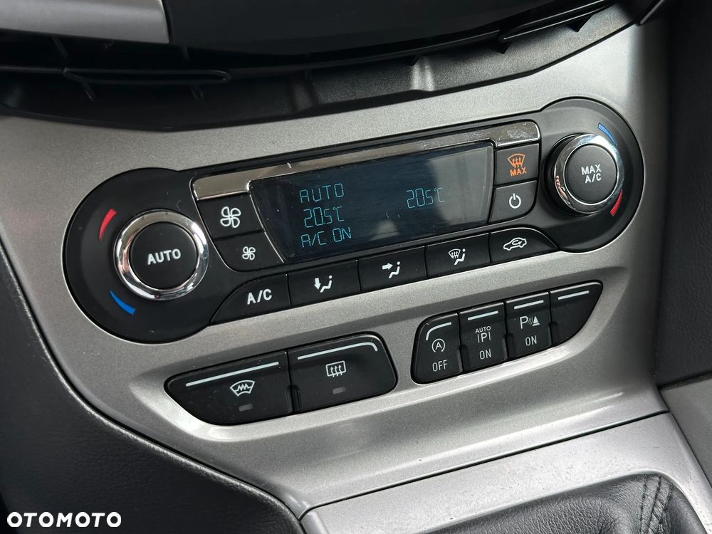 Ford Focus 1.0 EcoBoost STart-Stopp-System TITANIUM - 10