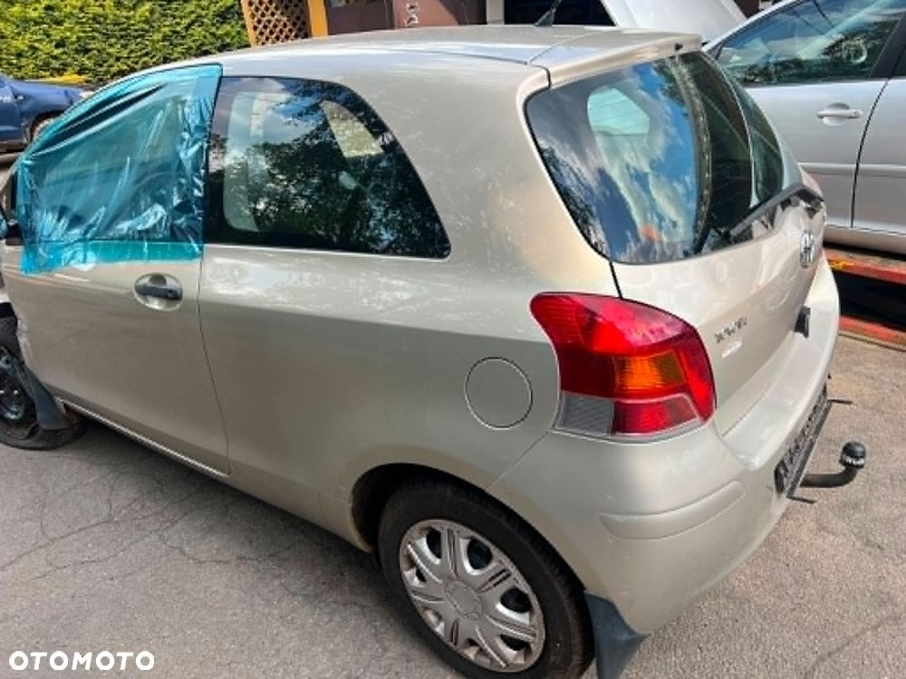 Toyota Yaris 1.33 VVT-i Cool - 3