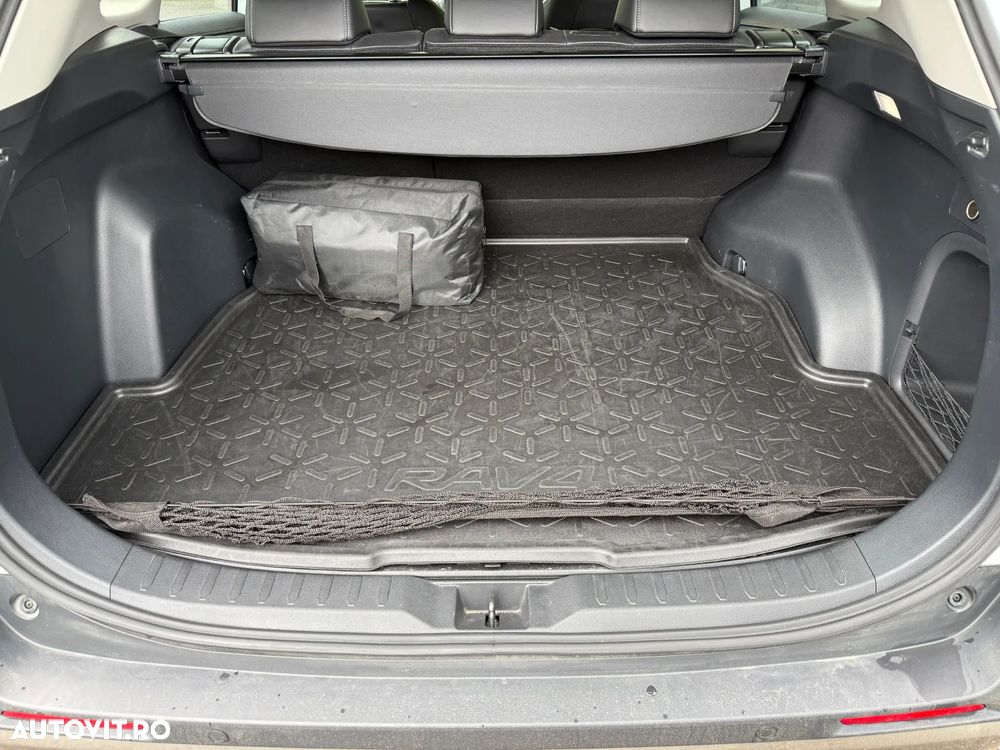 Toyota RAV4 2.5 VVT-iE 4x4 Luxury - 15