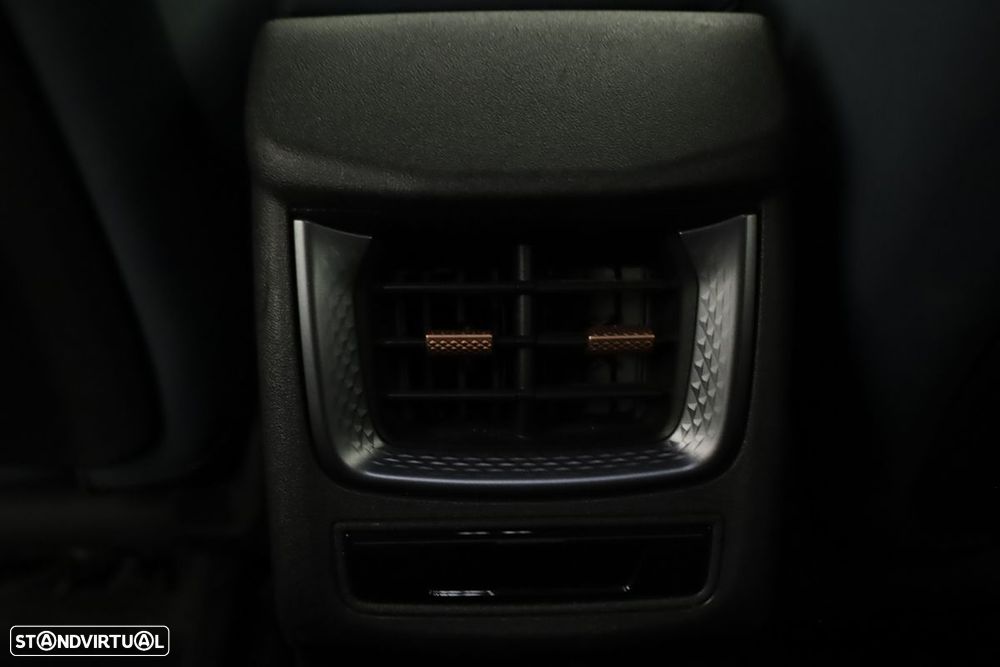 Cupra Terramar 1.5 e-Hybrid DSG - 21