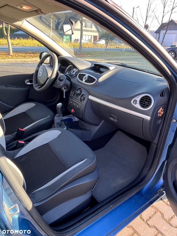 Renault Clio 1.2 16V TCE Alize - 5