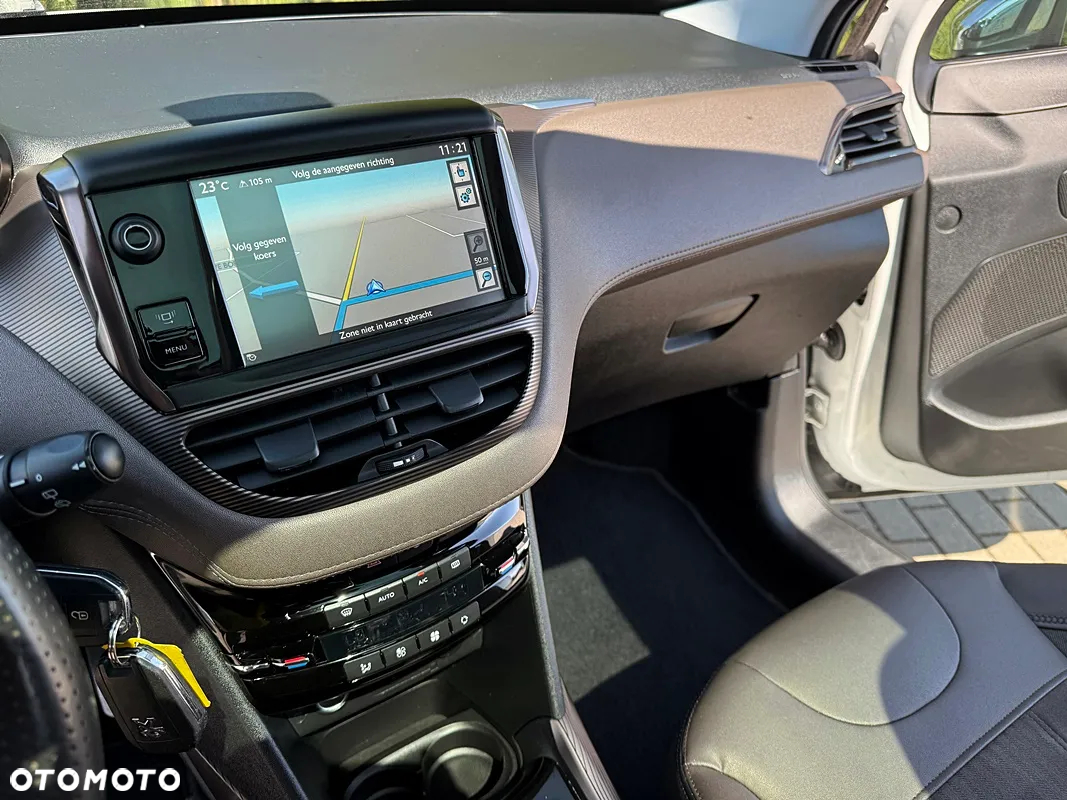 Peugeot 2008 120 VTI Allure - 34