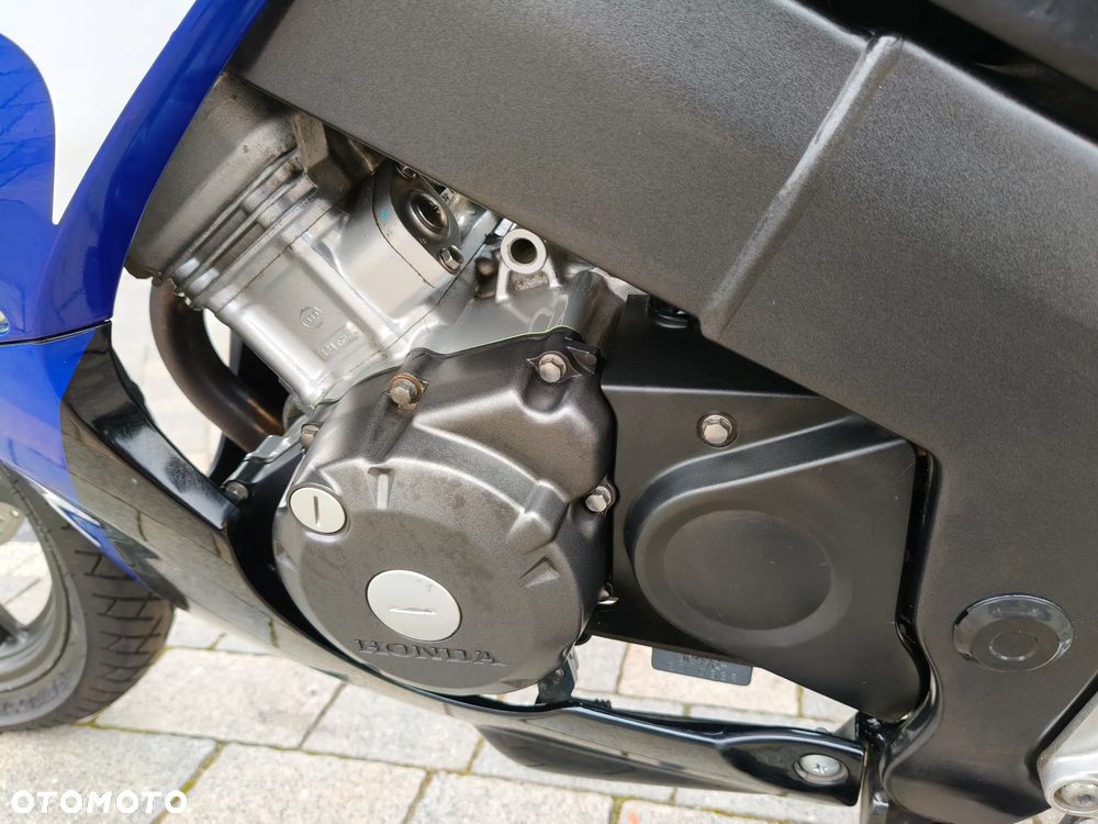 Honda CBR - 14