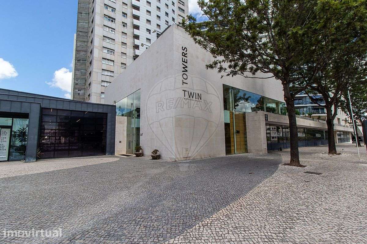 Apartamento T2 para arrendamento - Grande imagem: 2/36