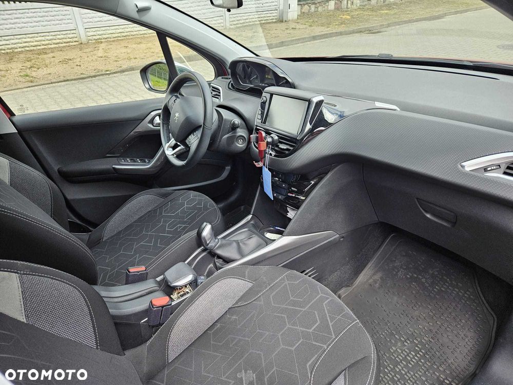 Peugeot 2008 - 7