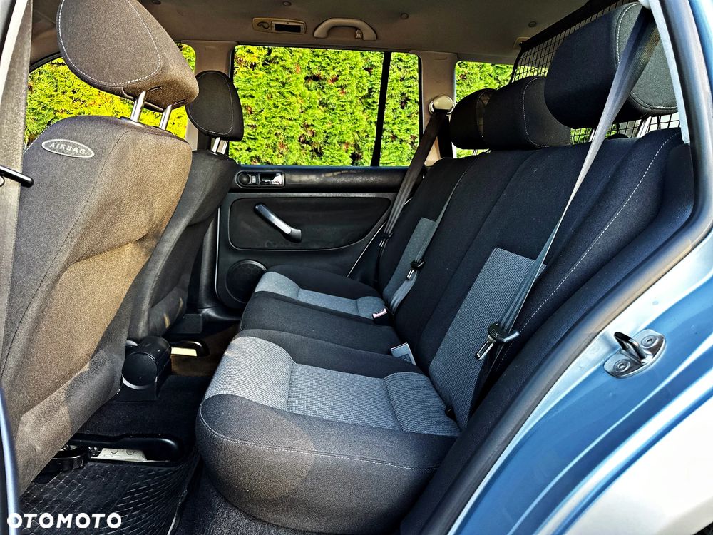 Volkswagen Golf Variant 1.6 Pacific - 8