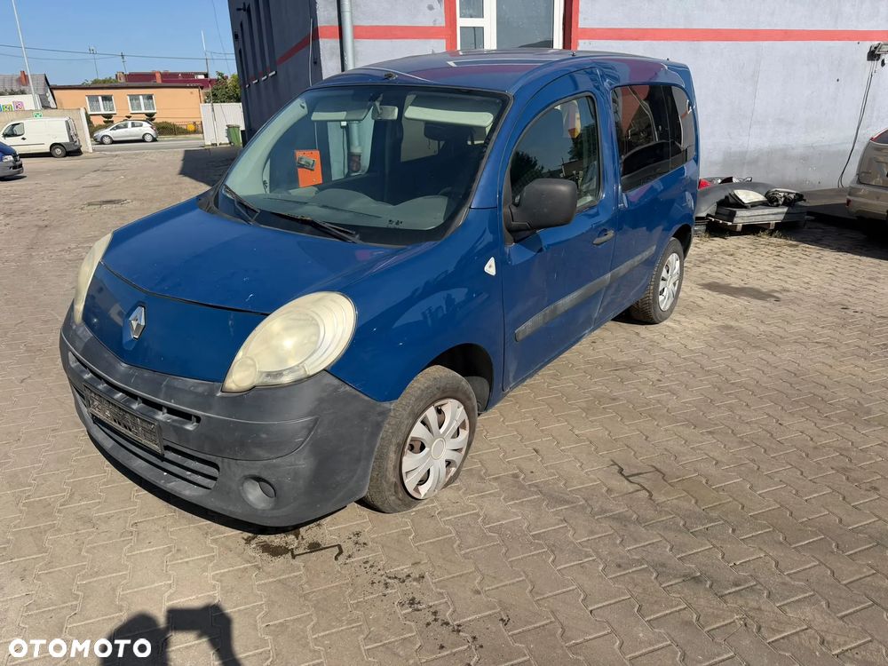Renault Kangoo 1.6 Benzyna 2011 – BŁOTNIKI – prawy lewy błotnik  DRNQ