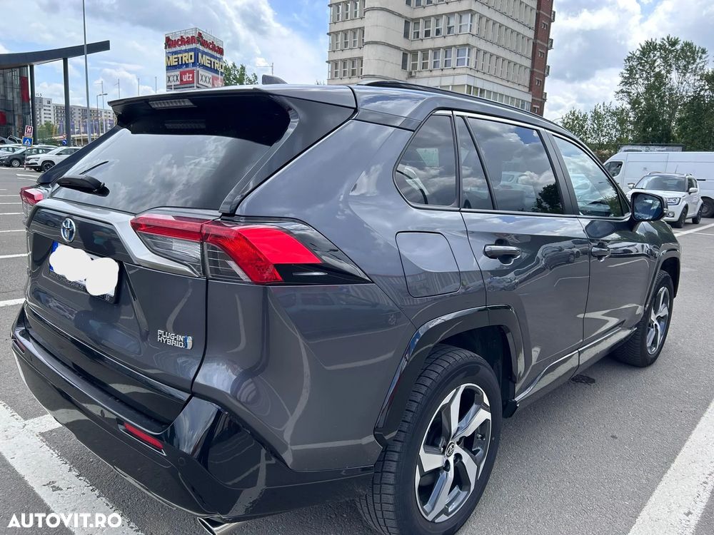 Toyota RAV4 - 3