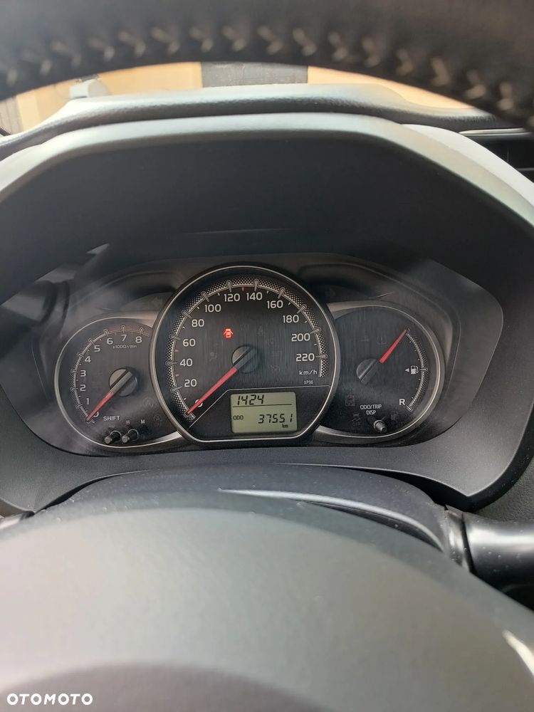 Toyota Yaris 1.33 Premium - 2