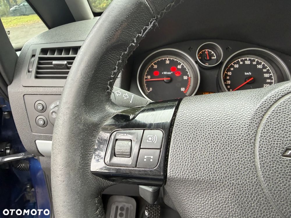 Opel Zafira 1.9 CDTI Cosmo - 18