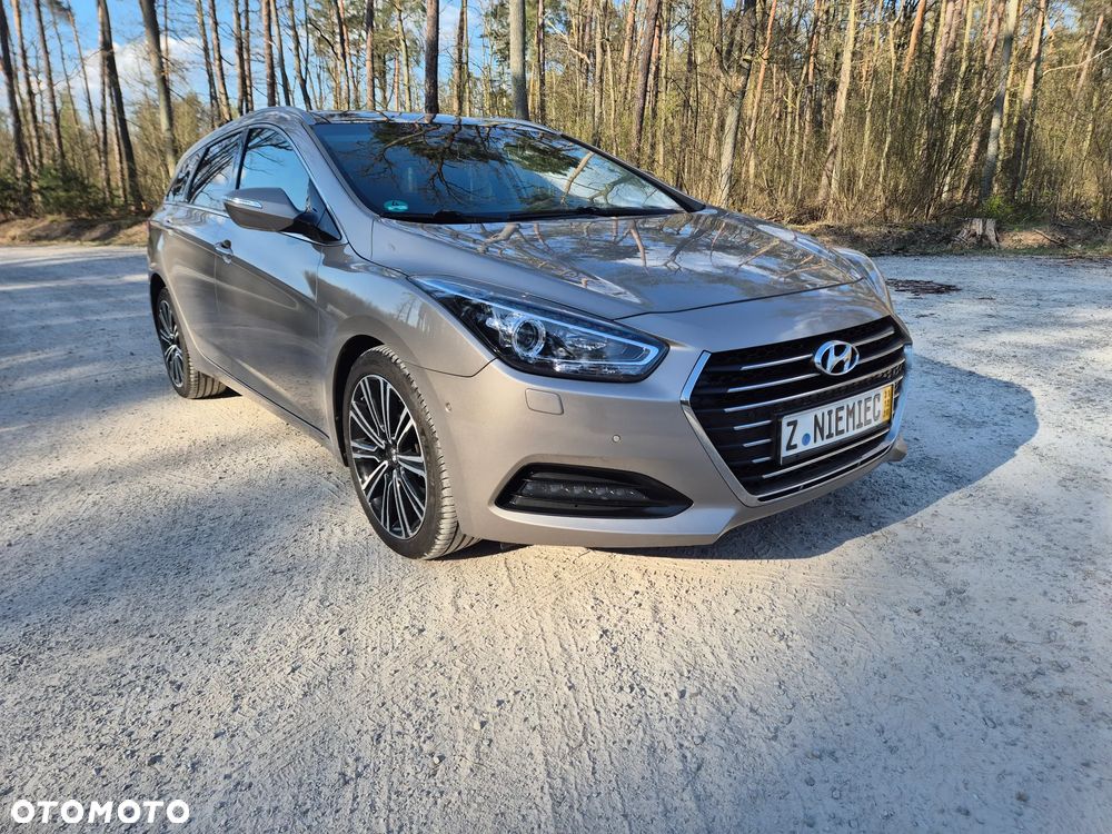 Hyundai i40 Kombi blue 1.7 CRDi DCT Premium - 9