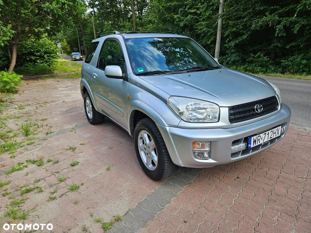 Toyota RAV4 - 6